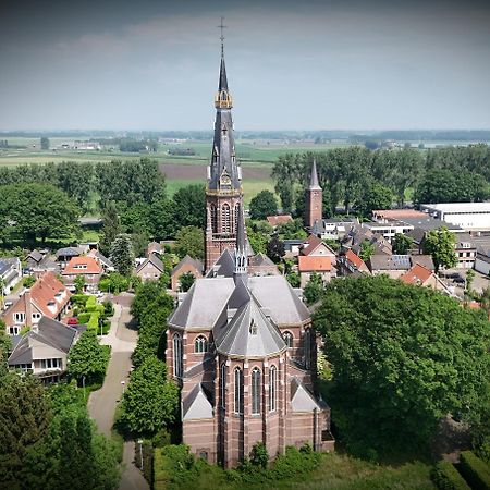 B&B De Loeff Waalwijk Esterno foto